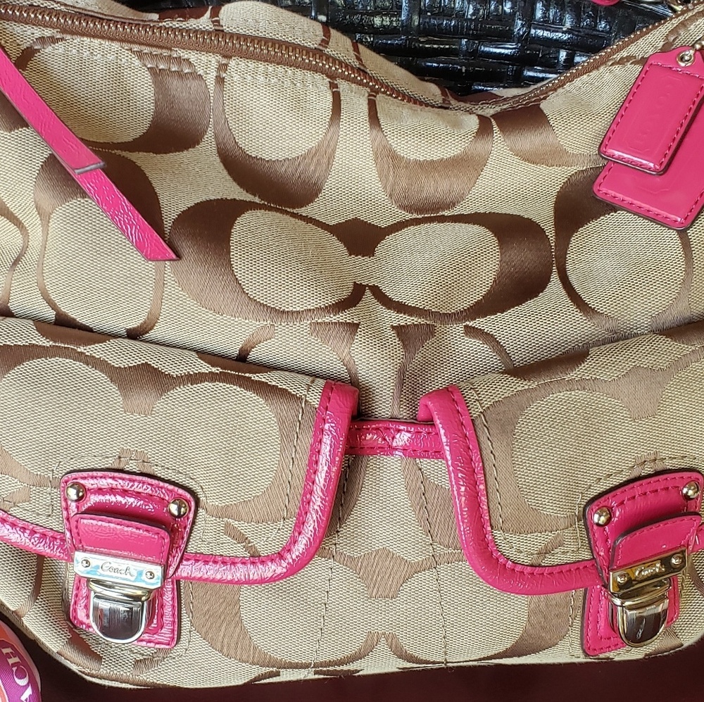 Coach Handbag - Picture 2 of 3